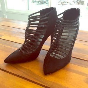 Caparros black suede beautiful shoes. Size 9.